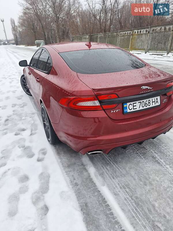 Седан Jaguar XF 2015 в Борисполе