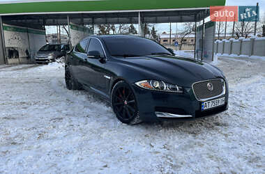 Седан Jaguar XF 2014 в Ивано-Франковске