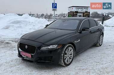 Седан Jaguar XF 2015 в Луцке