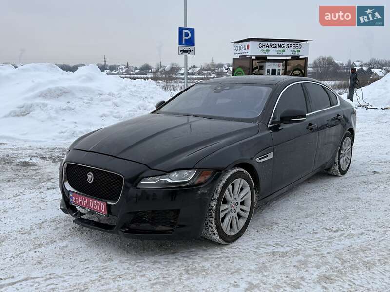 Jaguar XF 2015