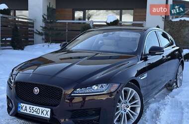 Седан Jaguar XF 2018 в Стрые