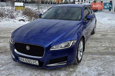 Седан Jaguar XF 2017 в Киеве