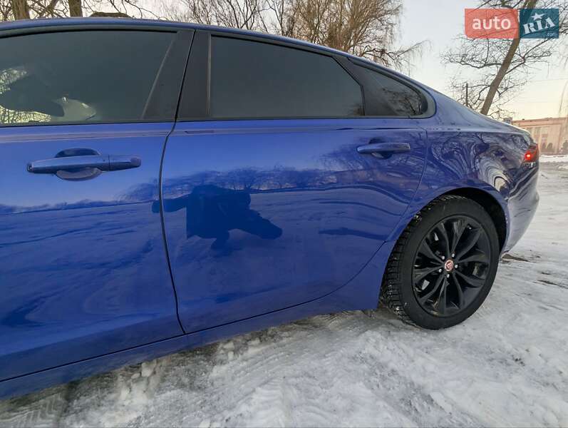 Седан Jaguar XF 2016 в Млинове фото 10 Седан Jaguar XF 2016 в Млинове