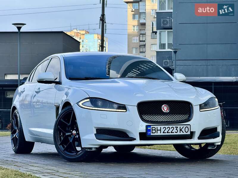 Jaguar XF 2014