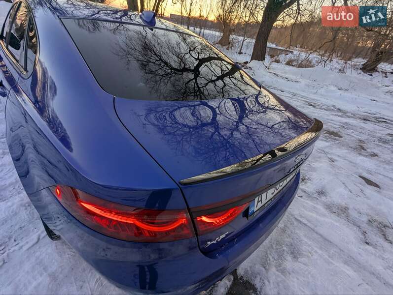 Седан Jaguar XF 2016 в Млинове фото 105 Седан Jaguar XF 2016 в Млинове
