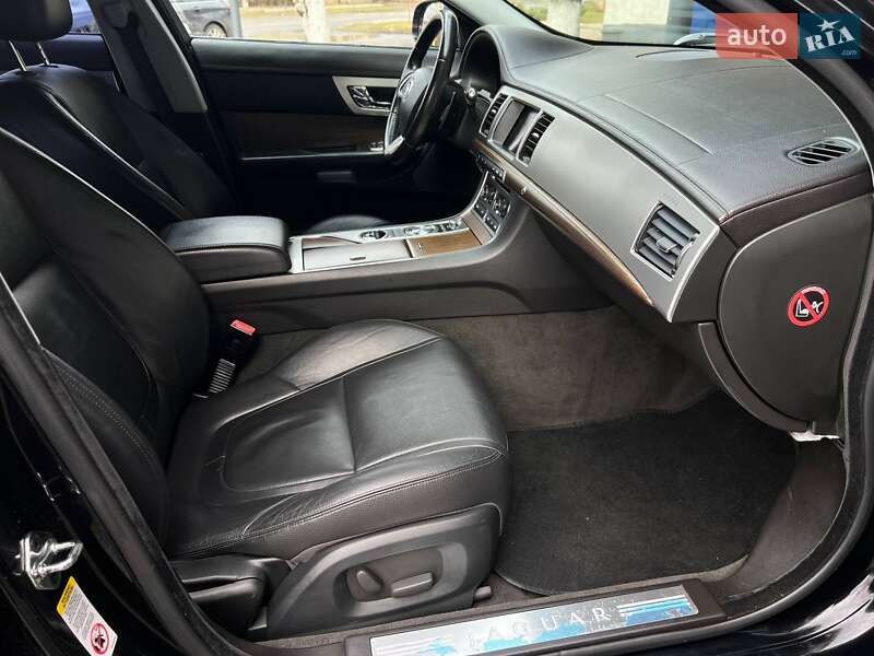 Седан Jaguar XF 2013 в Одессе фото 17 Седан Jaguar XF 2013 в Одессе