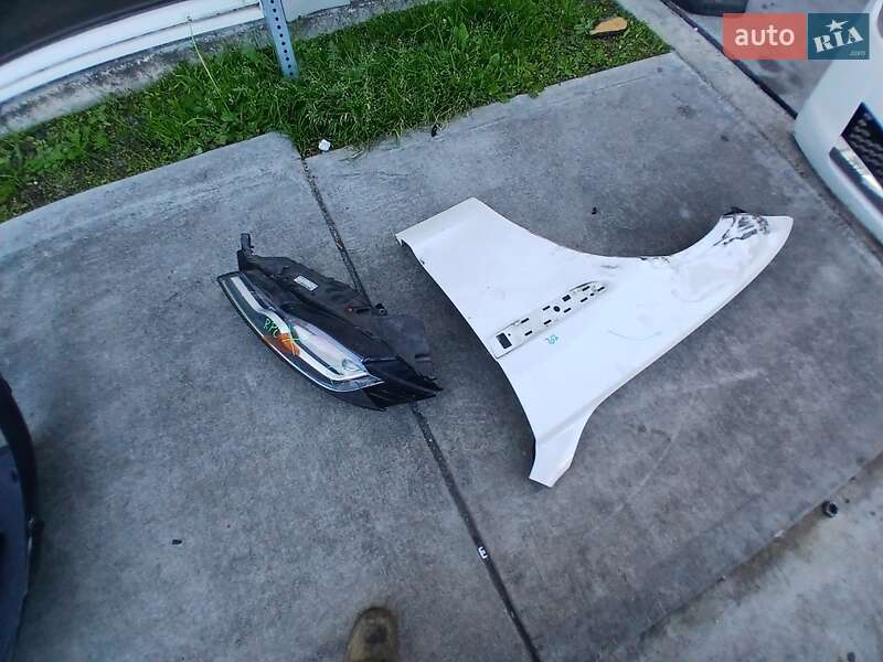 Седан Jaguar XF 2017 в Марганці