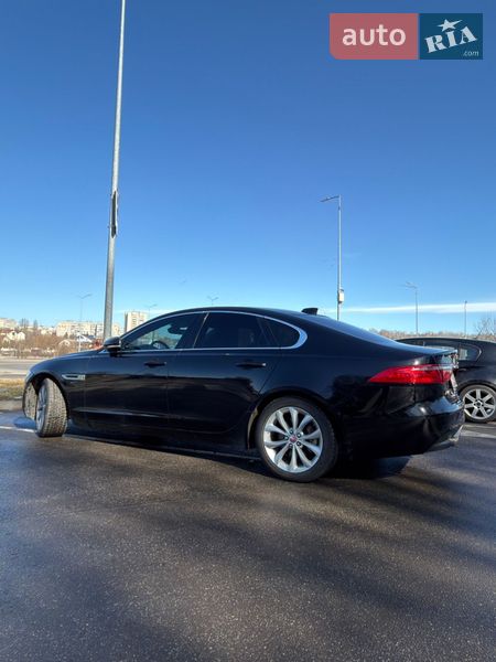 Седан Jaguar XF 2019 в Виннице