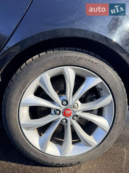 Седан Jaguar XF 2019 в Виннице