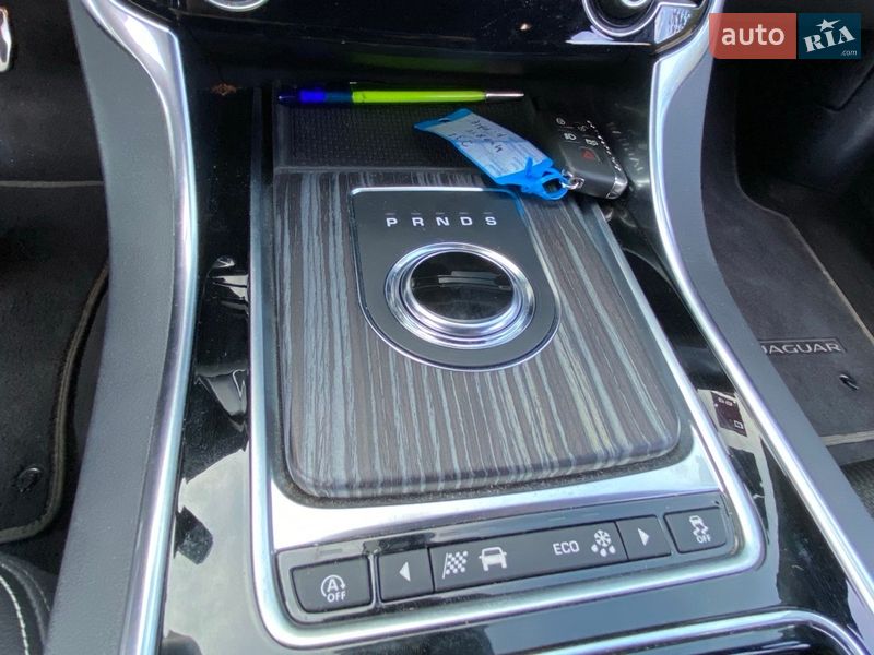 Универсал Jaguar XF 2019 в Киеве