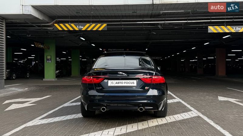 Седан Jaguar XF 2015 в Киеве