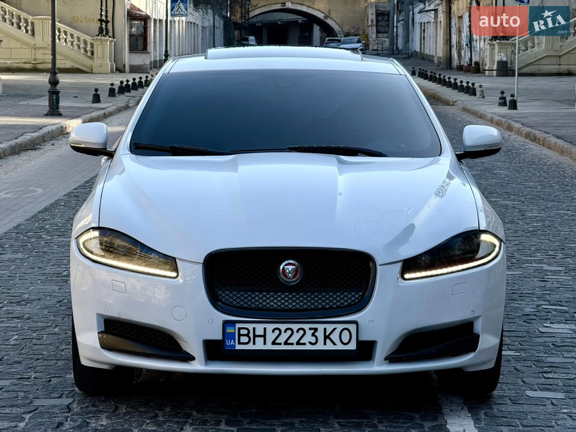 2014 Jaguar XF - мініатюра 3