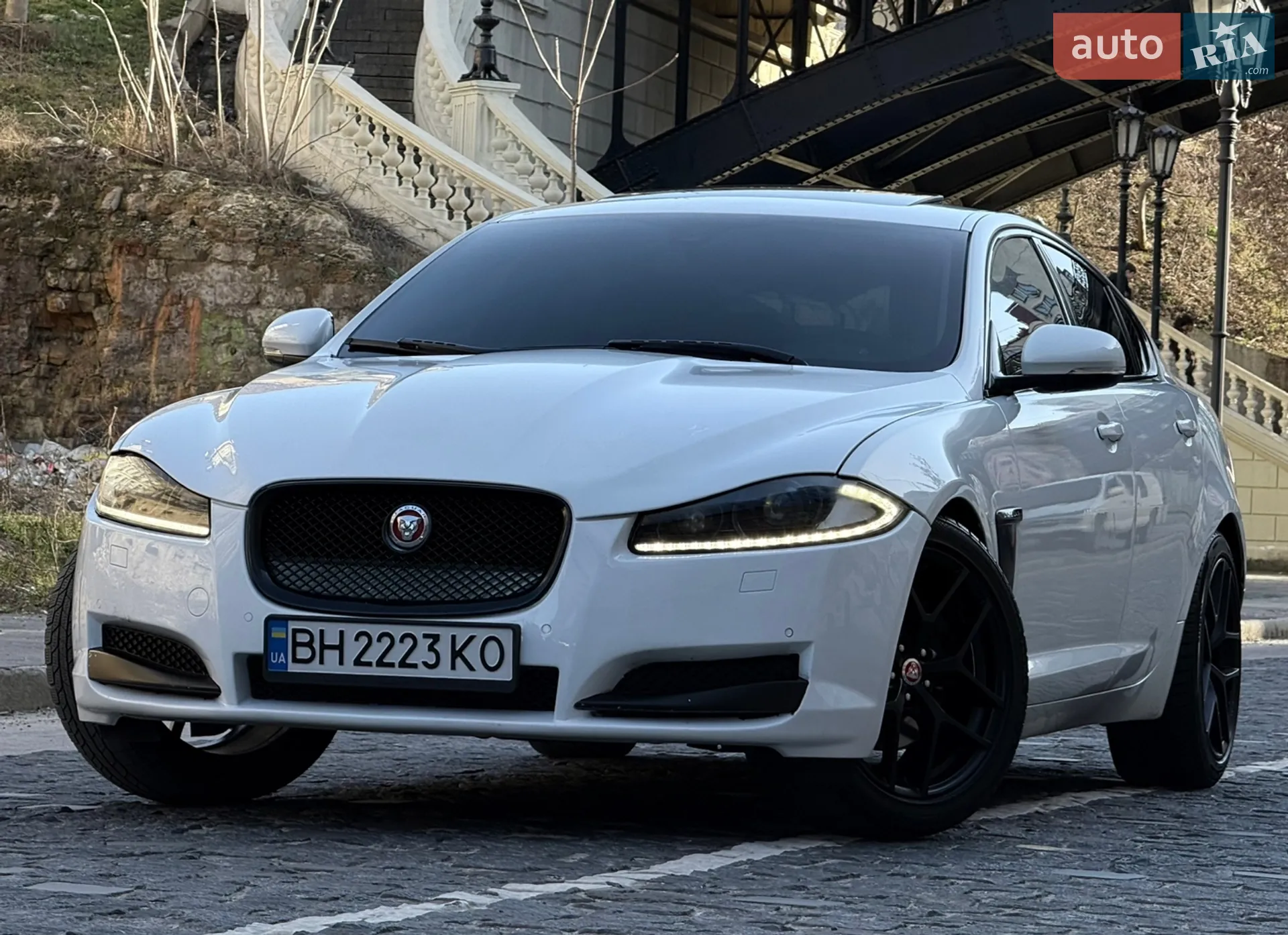 2014 Jaguar XF - фото 1