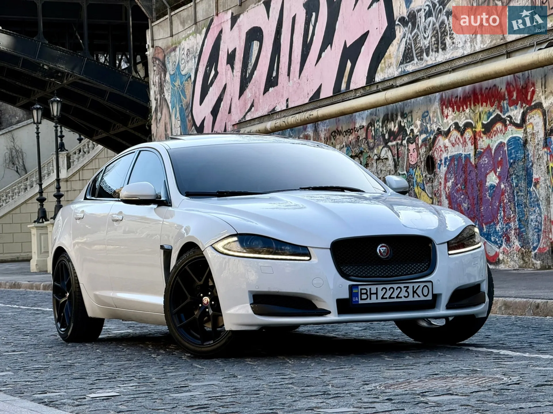 2014 Jaguar XF - мініатюра 16