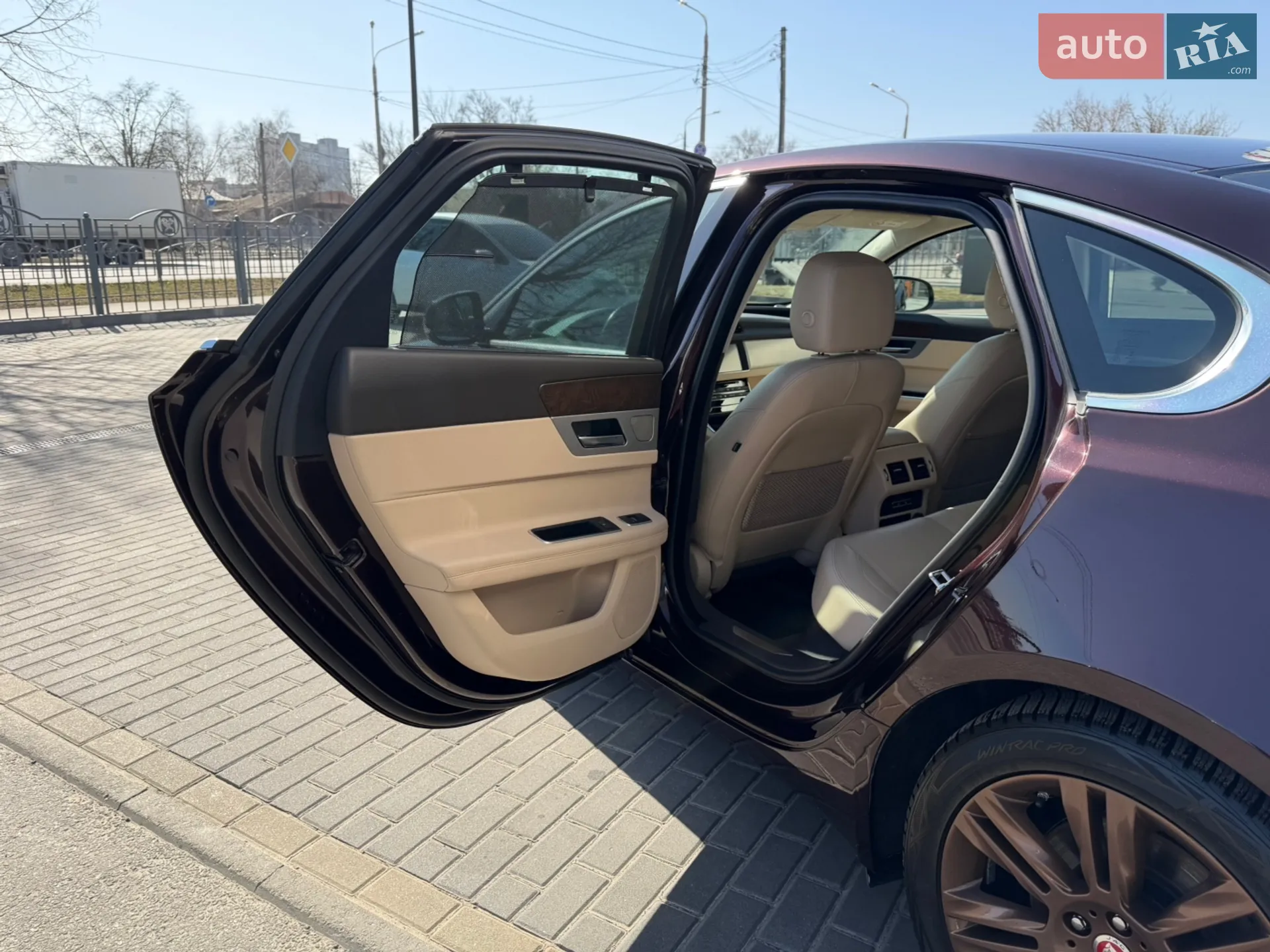 2019 Jaguar XF - мініатюра 18