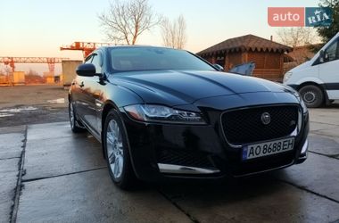 Седан Jaguar XF 2015 в Тячеві