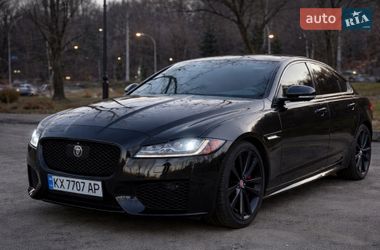 Седан Jaguar XF 2015 в Киеве