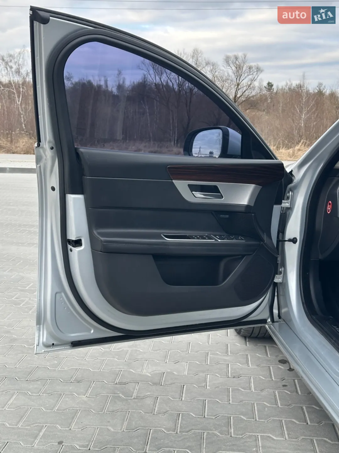 2016 Jaguar XF - мініатюра 15