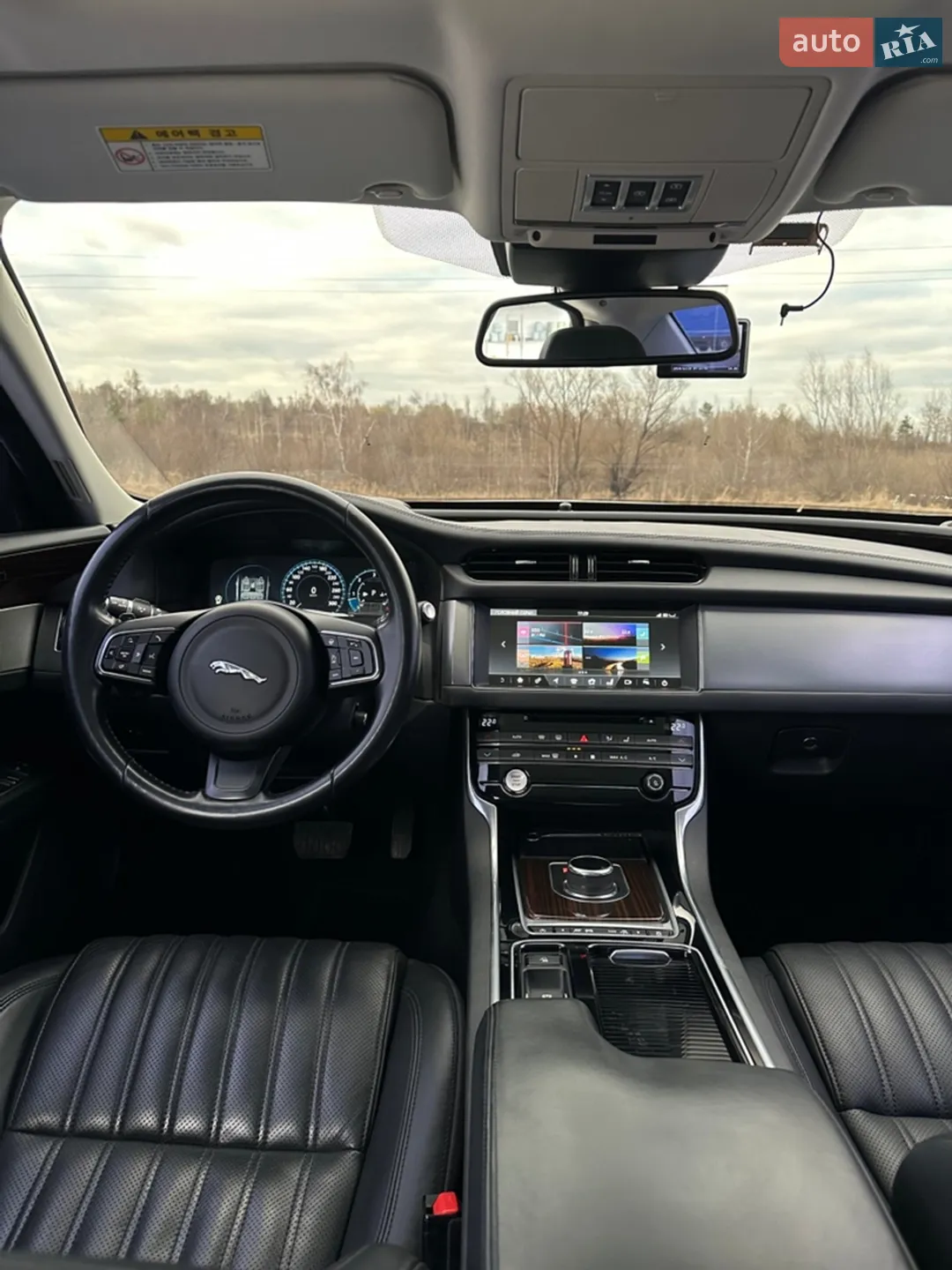 2016 Jaguar XF - мініатюра 36