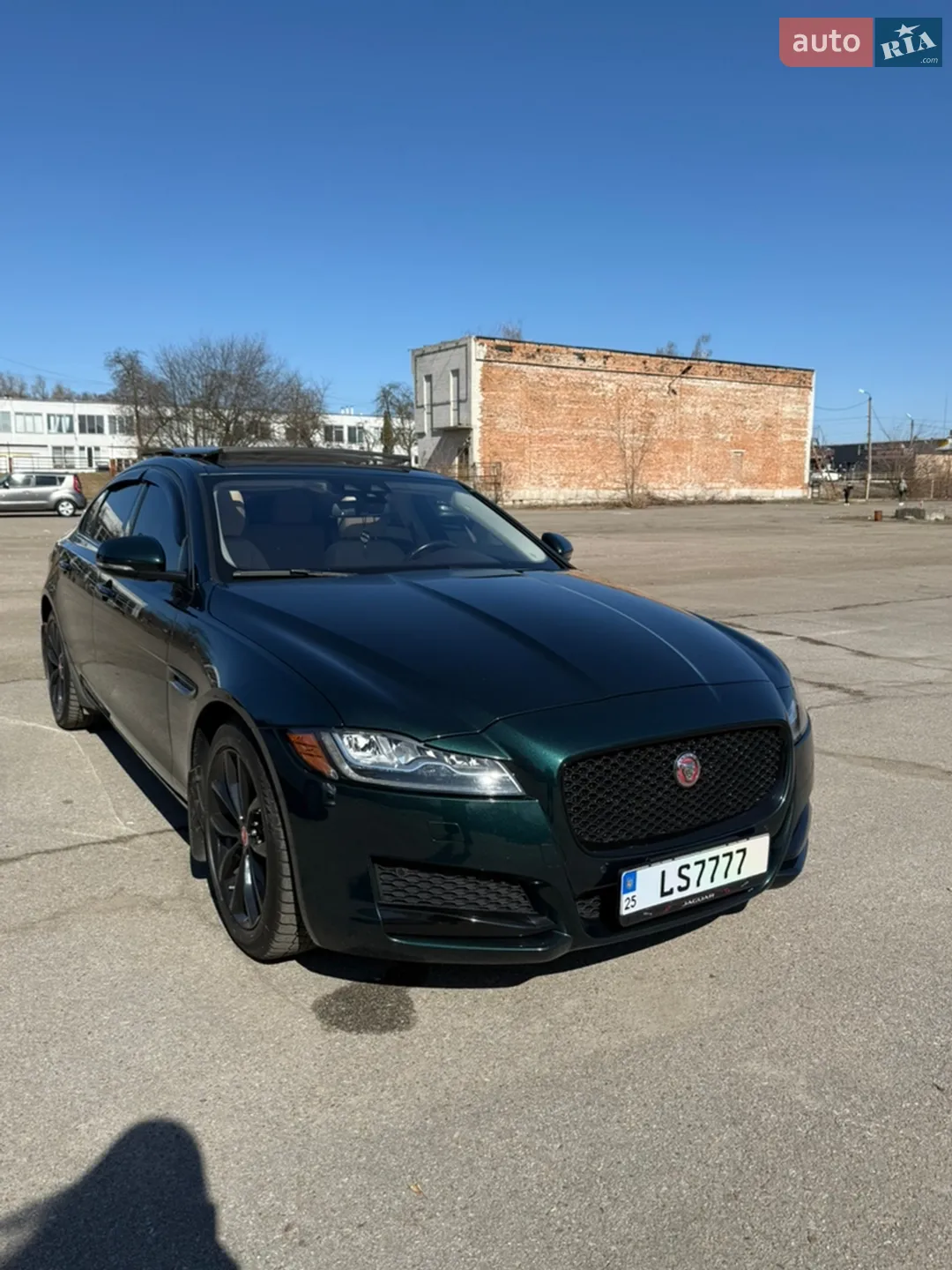 2016 Jaguar XF - мініатюра 8
