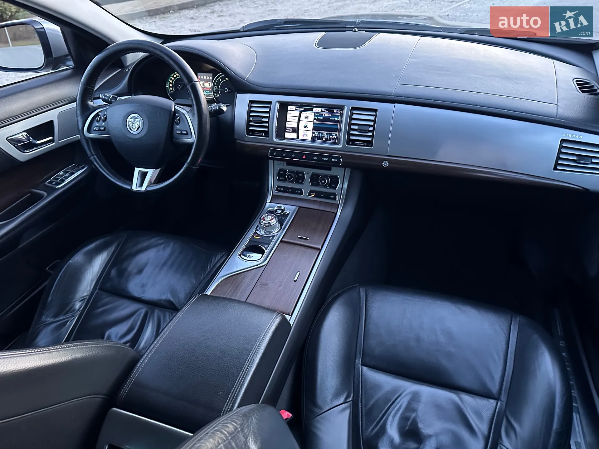 2012 Jaguar XF - мініатюра 26