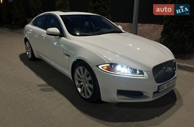 Седан Jaguar XF 2014 в Тернополе