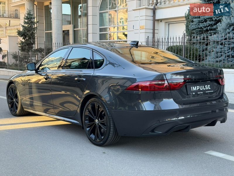 Седан Jaguar XF 2024 в Києві