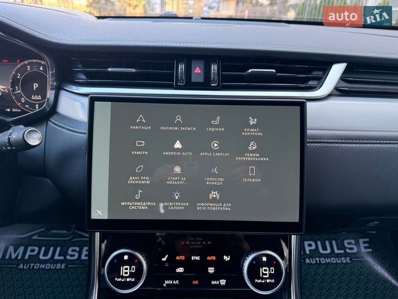 Седан Jaguar XF 2024 в Києві