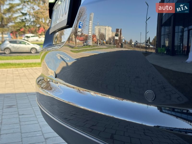 Седан Jaguar XF 2014 в Луцке