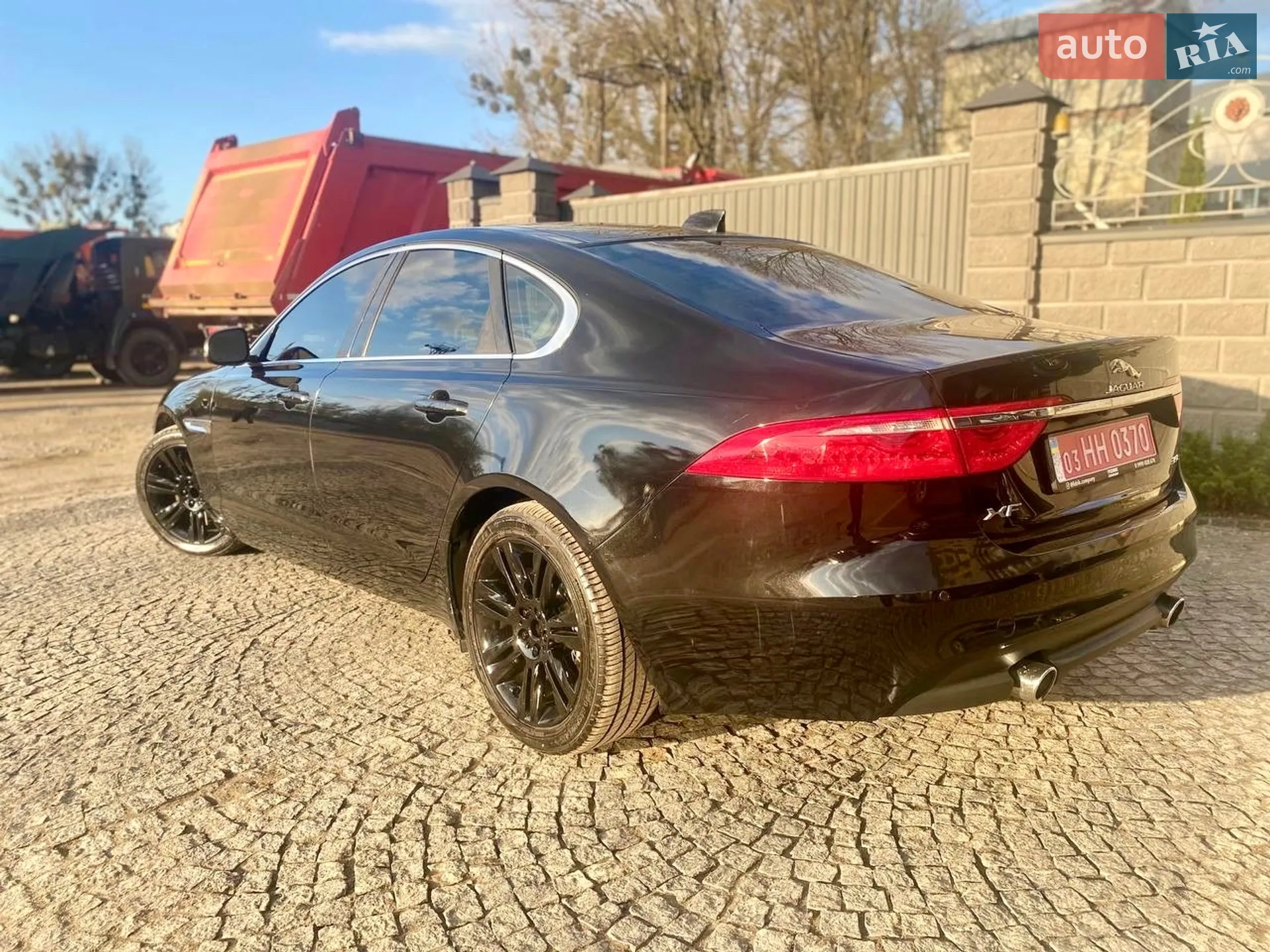 2015 Jaguar XF - мініатюра 4