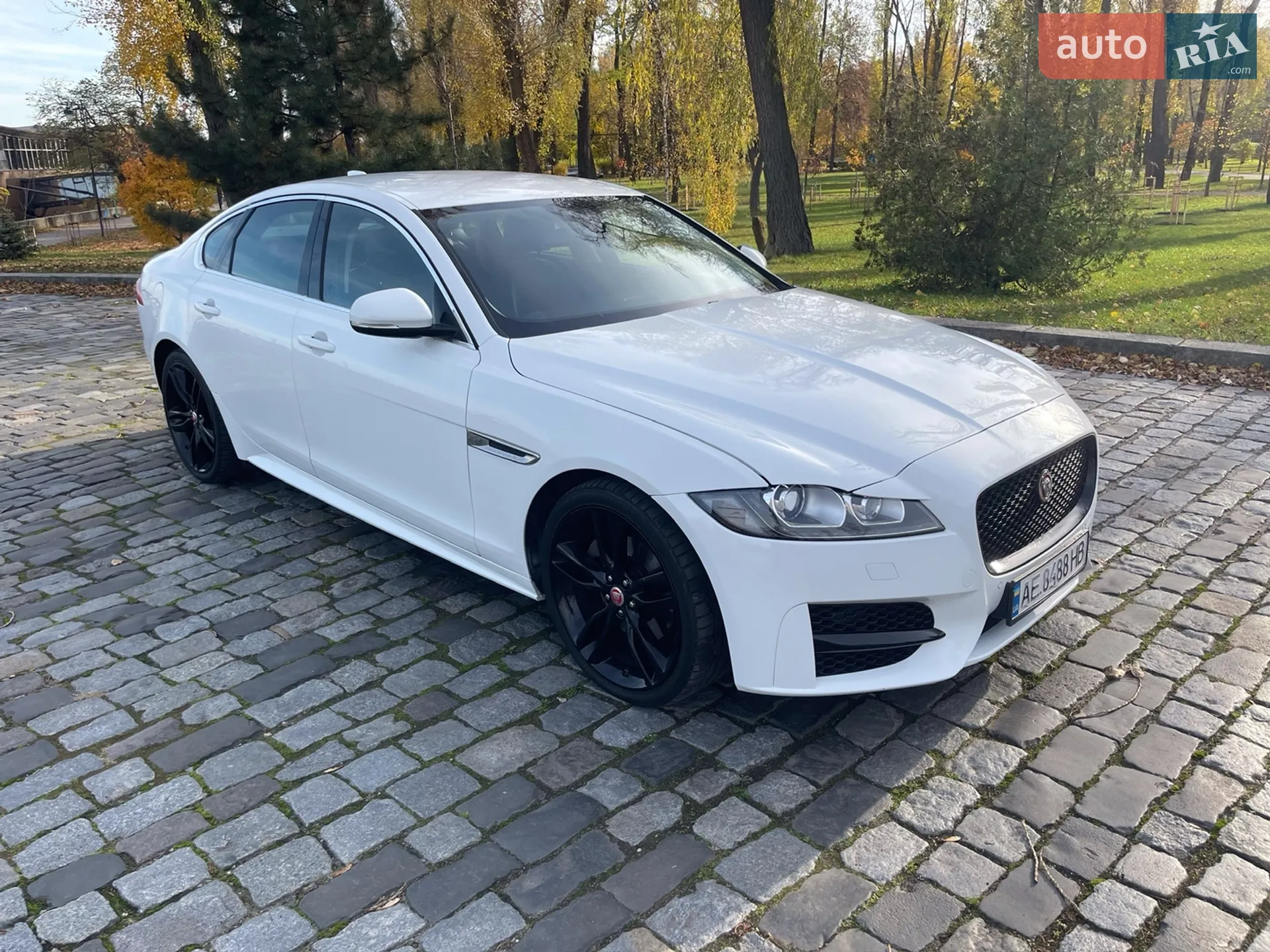 2017 Jaguar XF - мініатюра 11