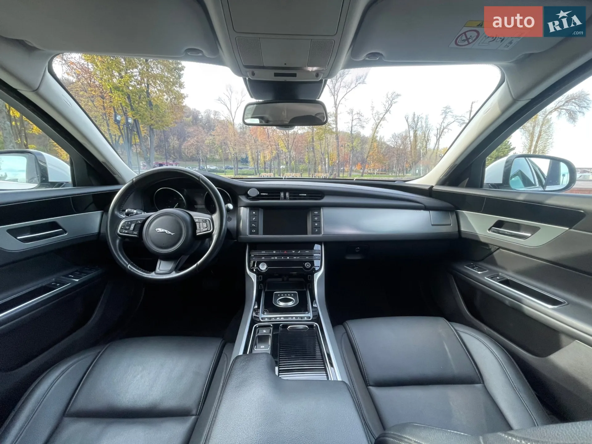 2017 Jaguar XF - мініатюра 35