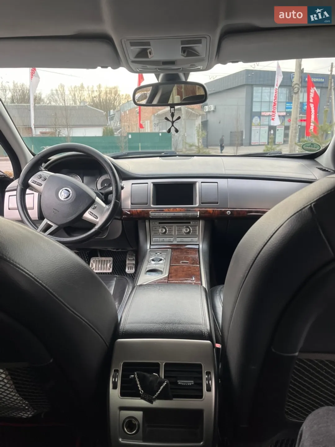 2011 Jaguar XF - мініатюра 17