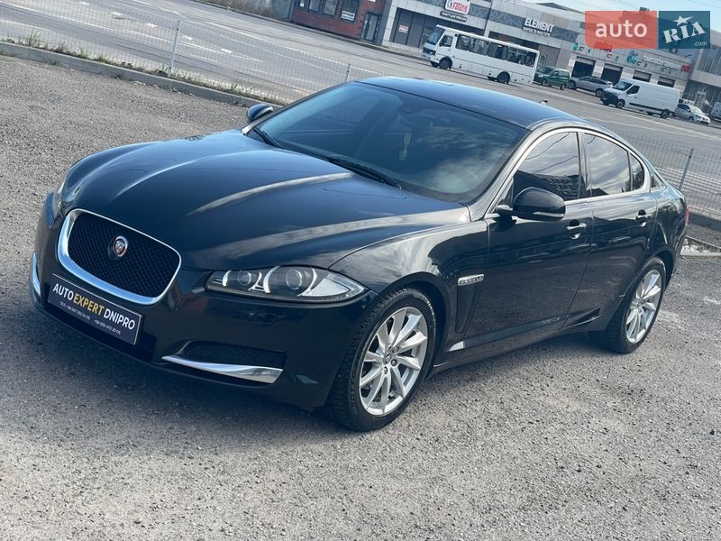 Jaguar XF 2013