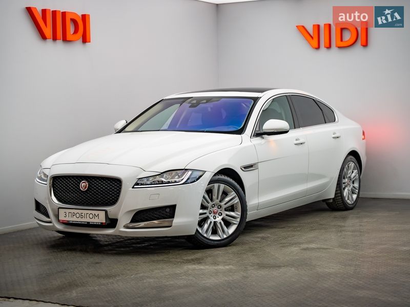 Jaguar XF 2016