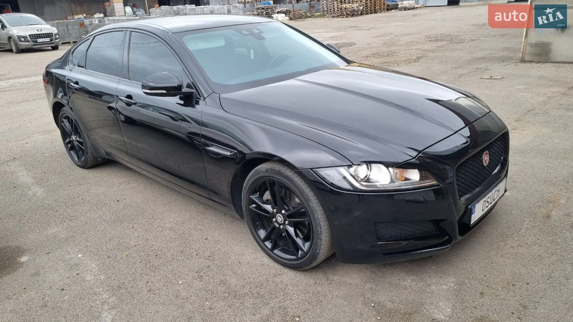2016 Jaguar XF - мініатюра 2