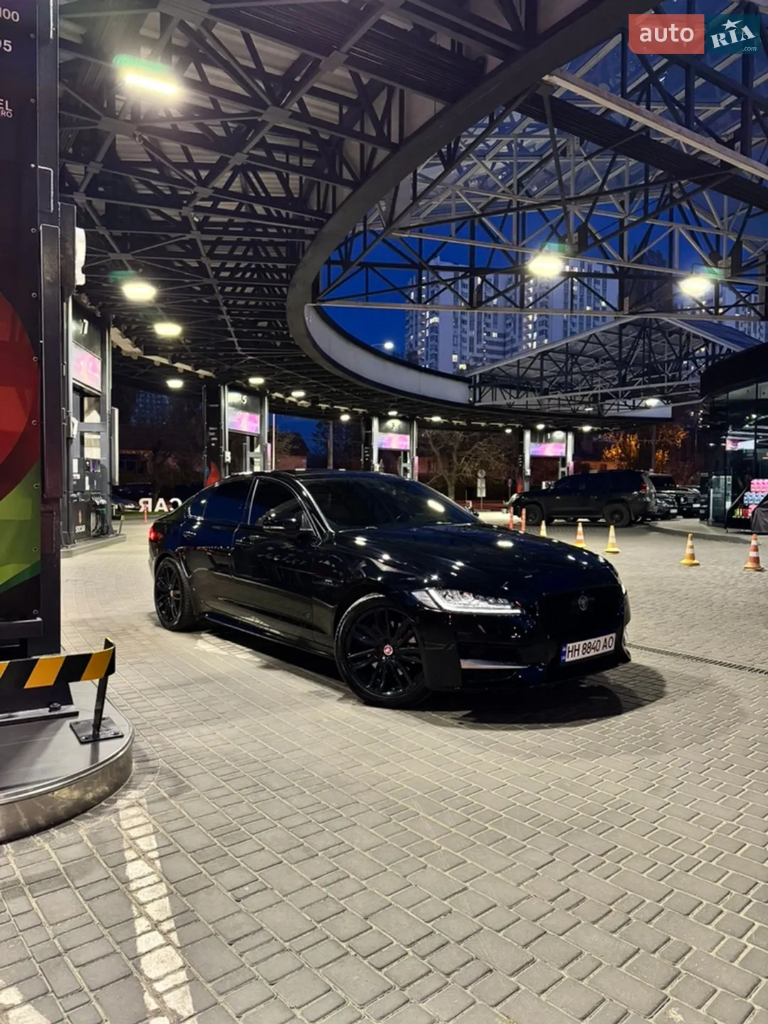 2016 Jaguar XF - мініатюра 12