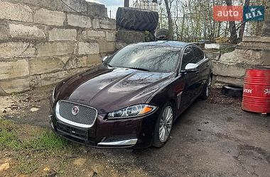 Седан Jaguar XF 2015 в Києві