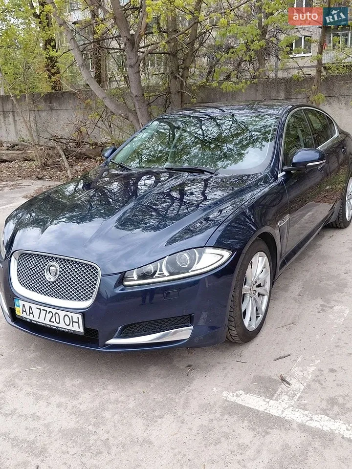 2012 Jaguar XF - мініатюра 14