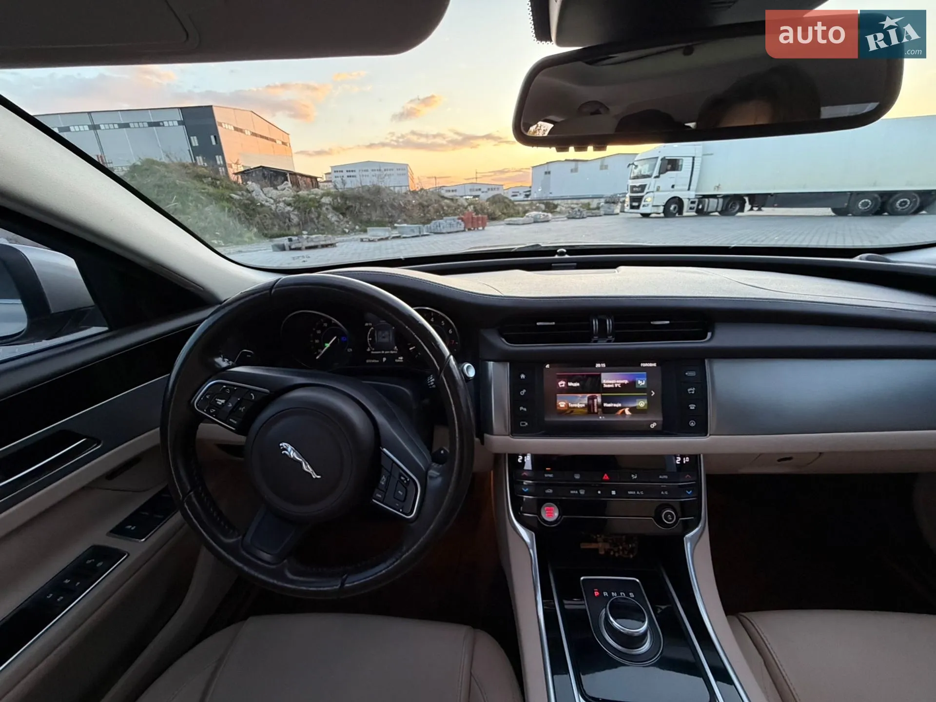 2016 Jaguar XF - мініатюра 19