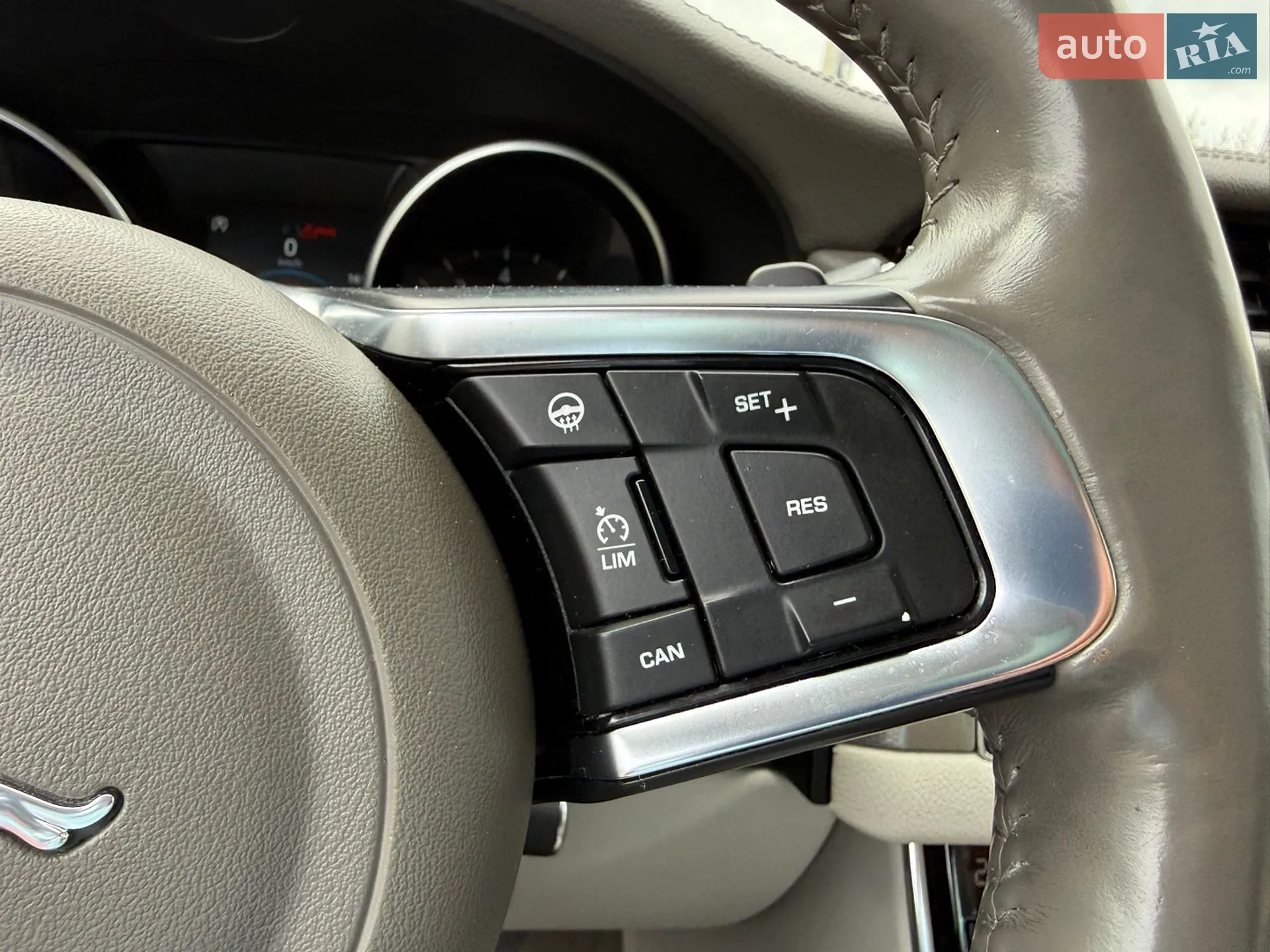 2018 Jaguar XF - мініатюра 53