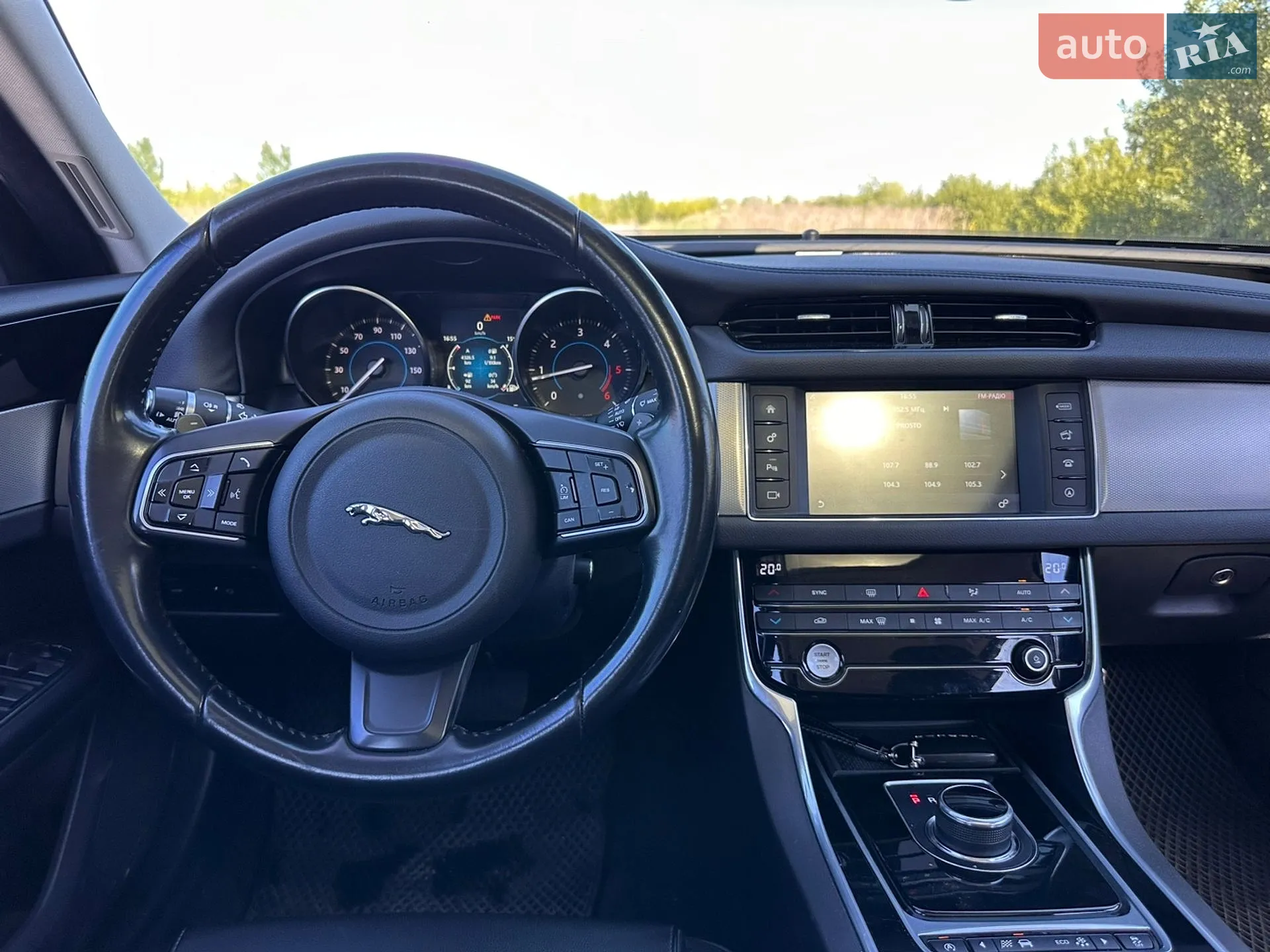 2016 Jaguar XF - мініатюра 25