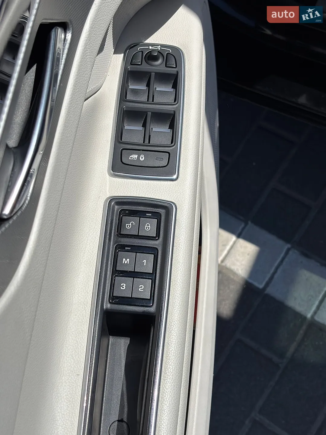 2016 Jaguar XF - мініатюра 11