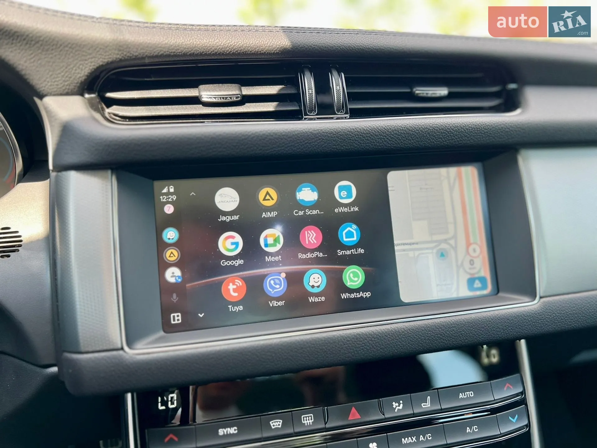2018 Jaguar XF - мініатюра 24