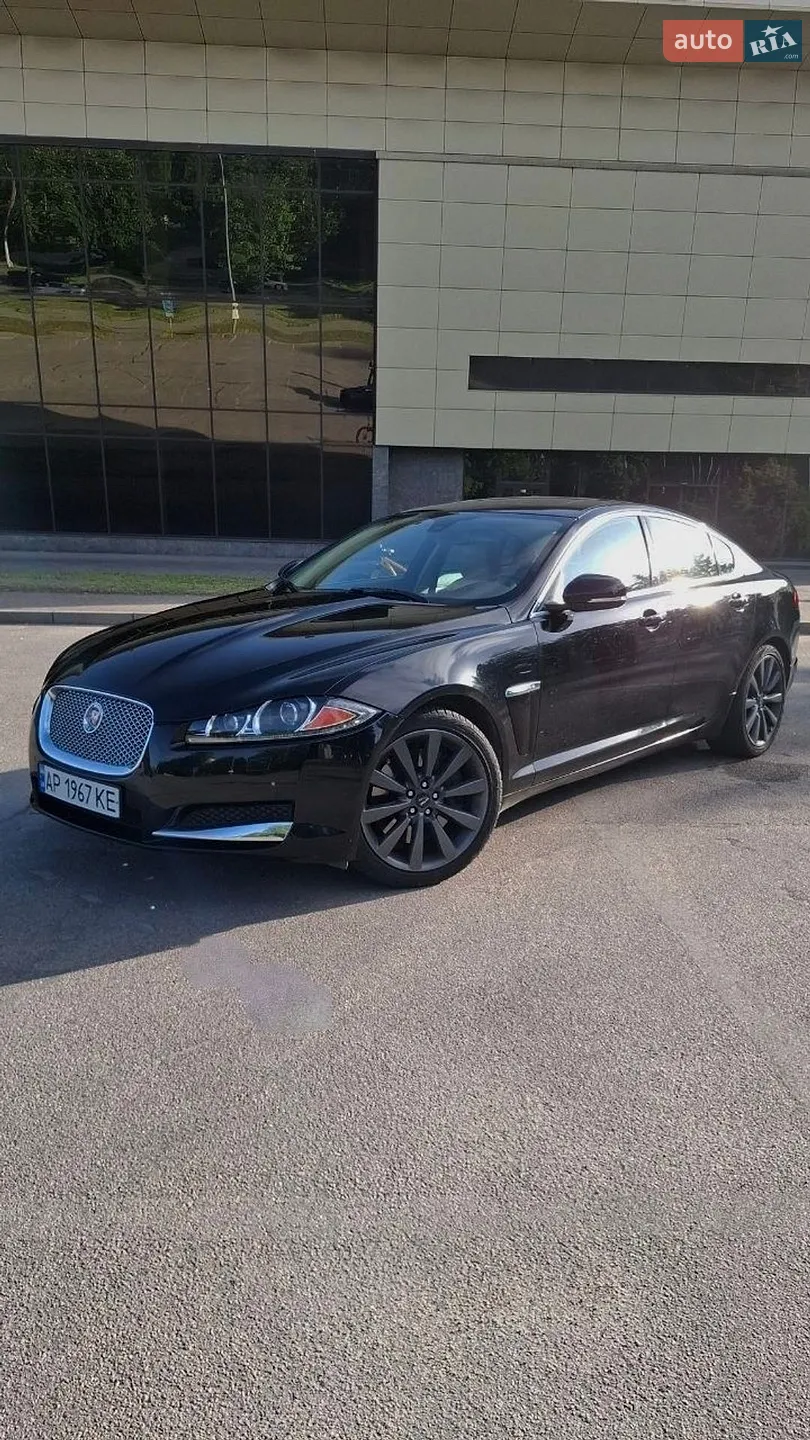 2013 Jaguar XF - мініатюра 3