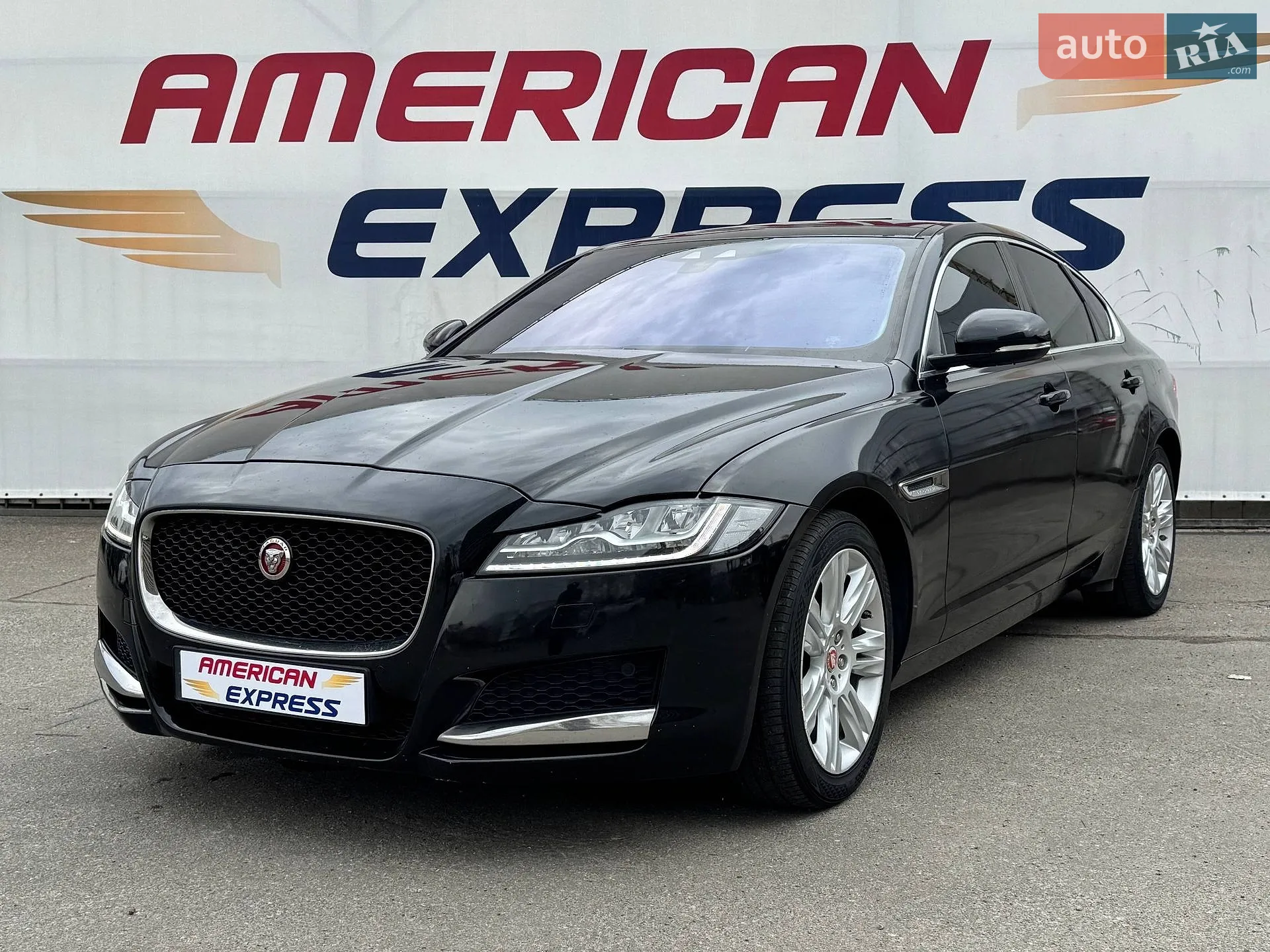 2016 Jaguar XF - мініатюра 3