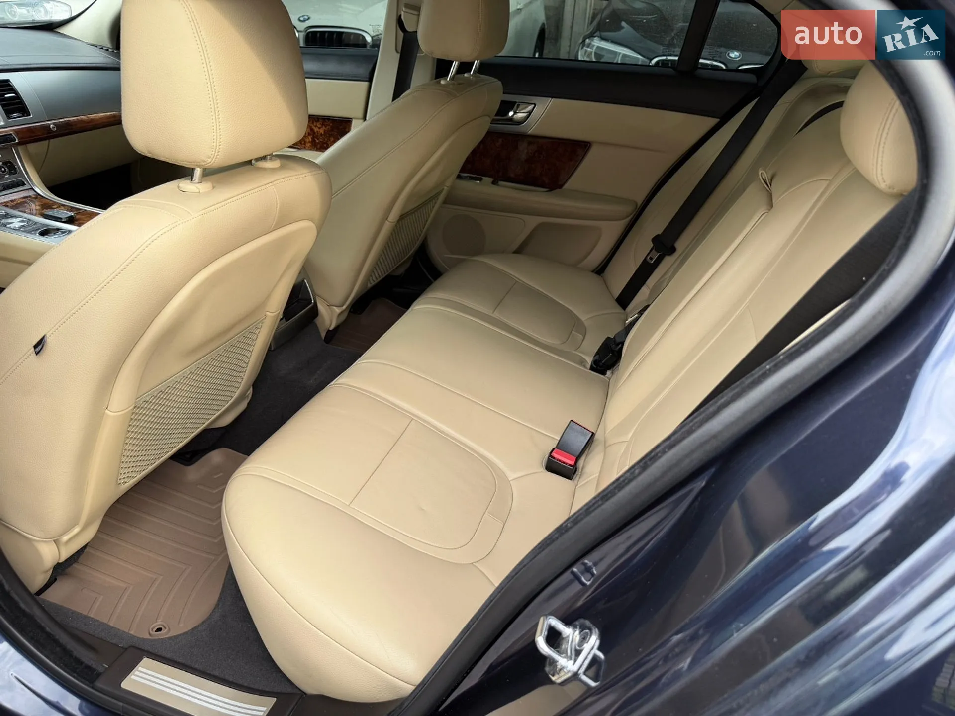 2013 Jaguar XF - мініатюра 9
