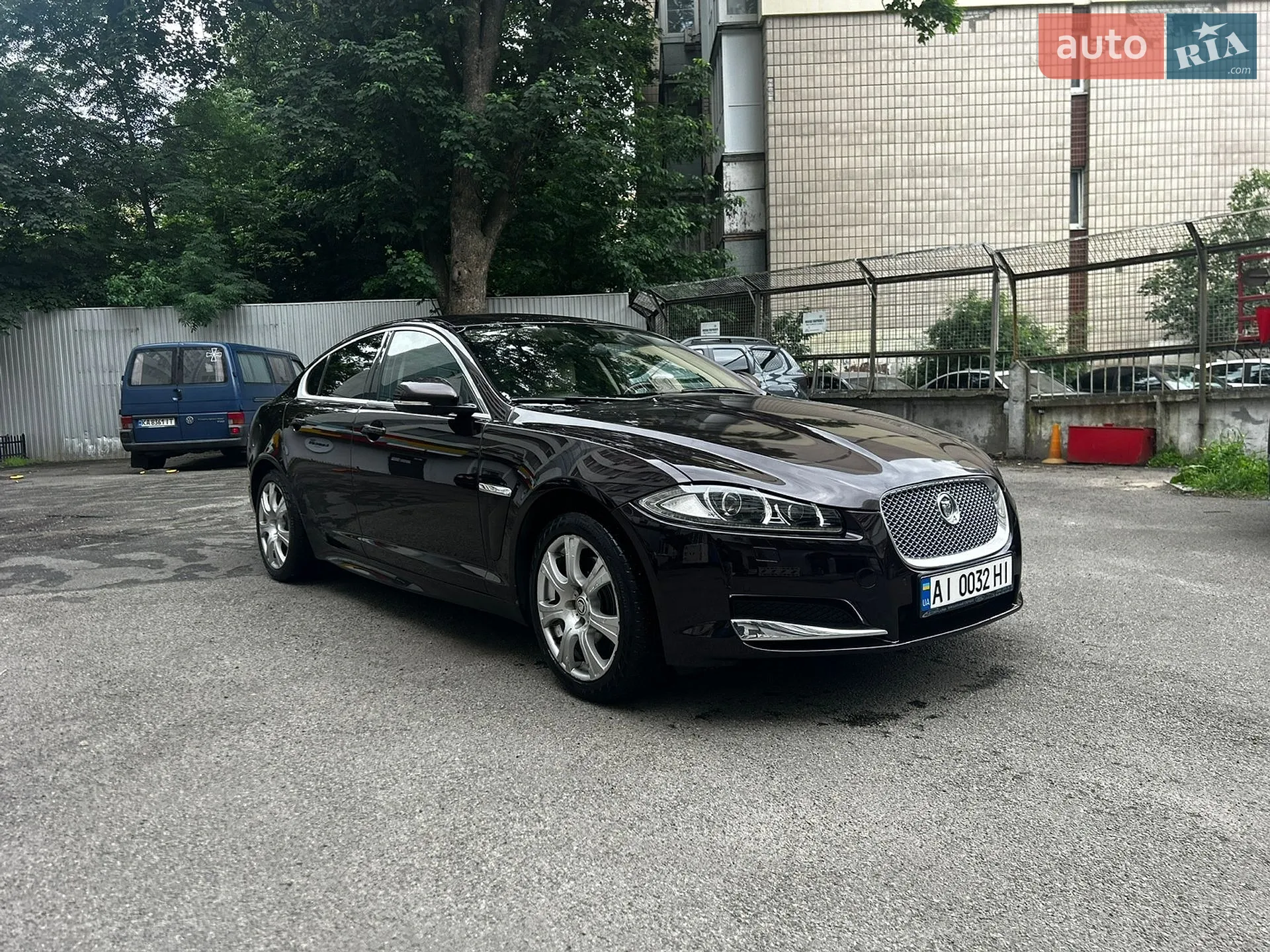 Jaguar XF 2012