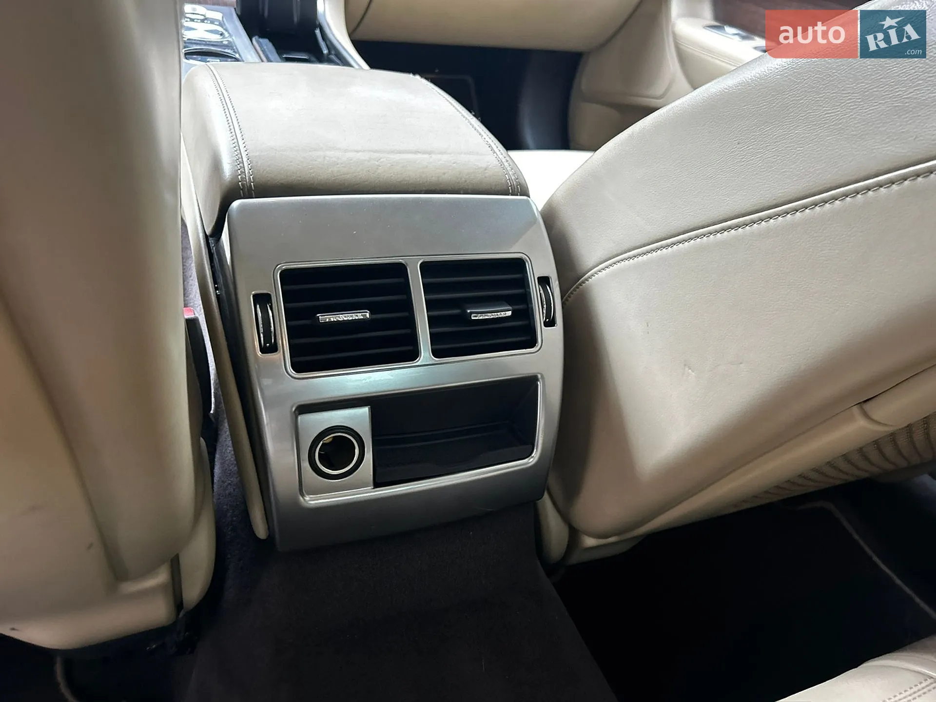 2012 Jaguar XF - мініатюра 38