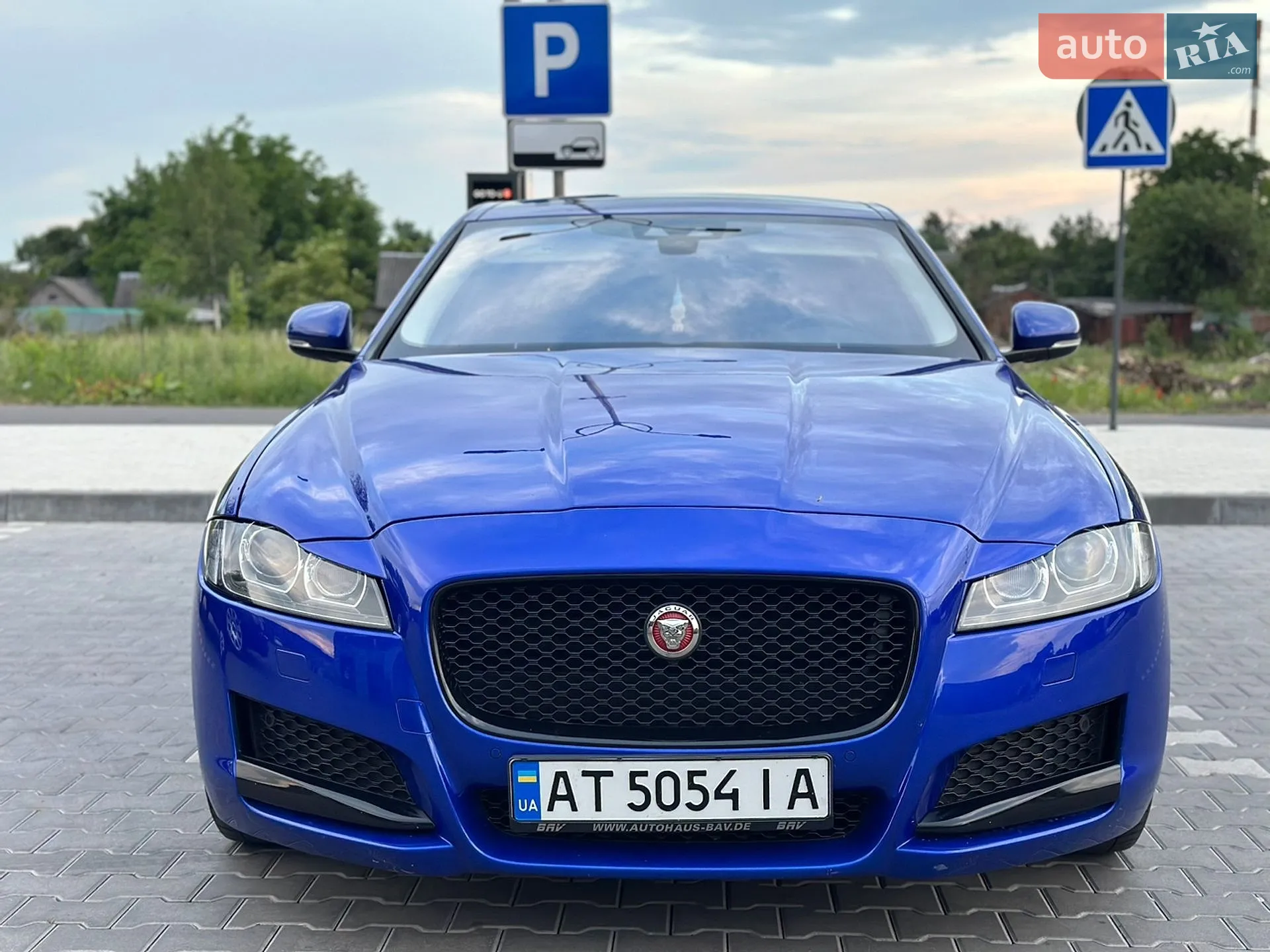 2016 Jaguar XF - мініатюра 10